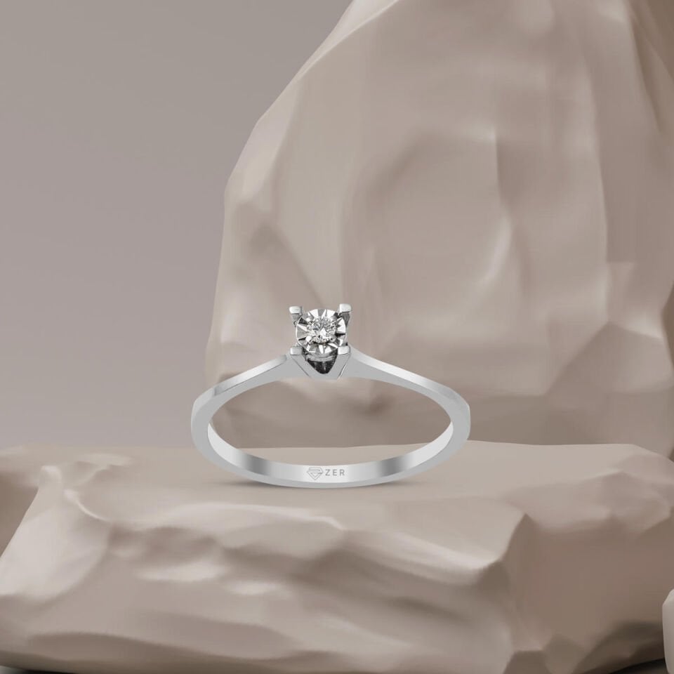 0,05 Karat Efekt Pırlanta Tektaş Yüzük