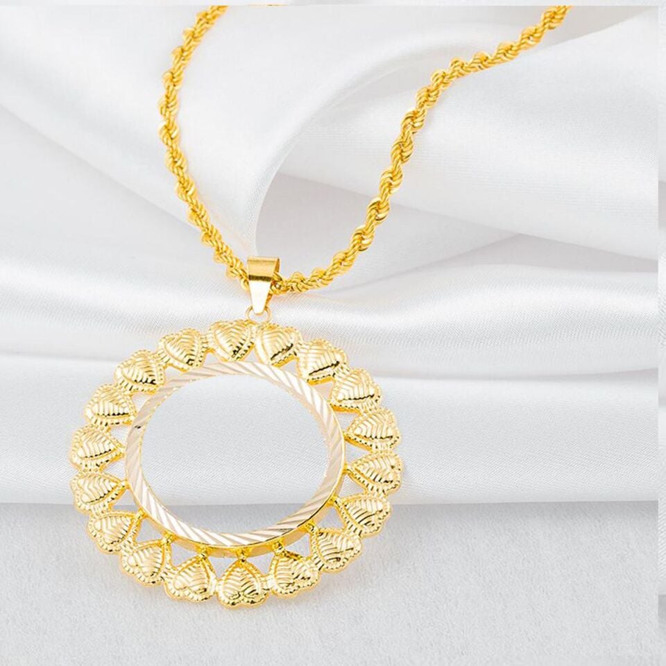 Ziynet Tam Altınlık Zincirli Çerçeve Kolye