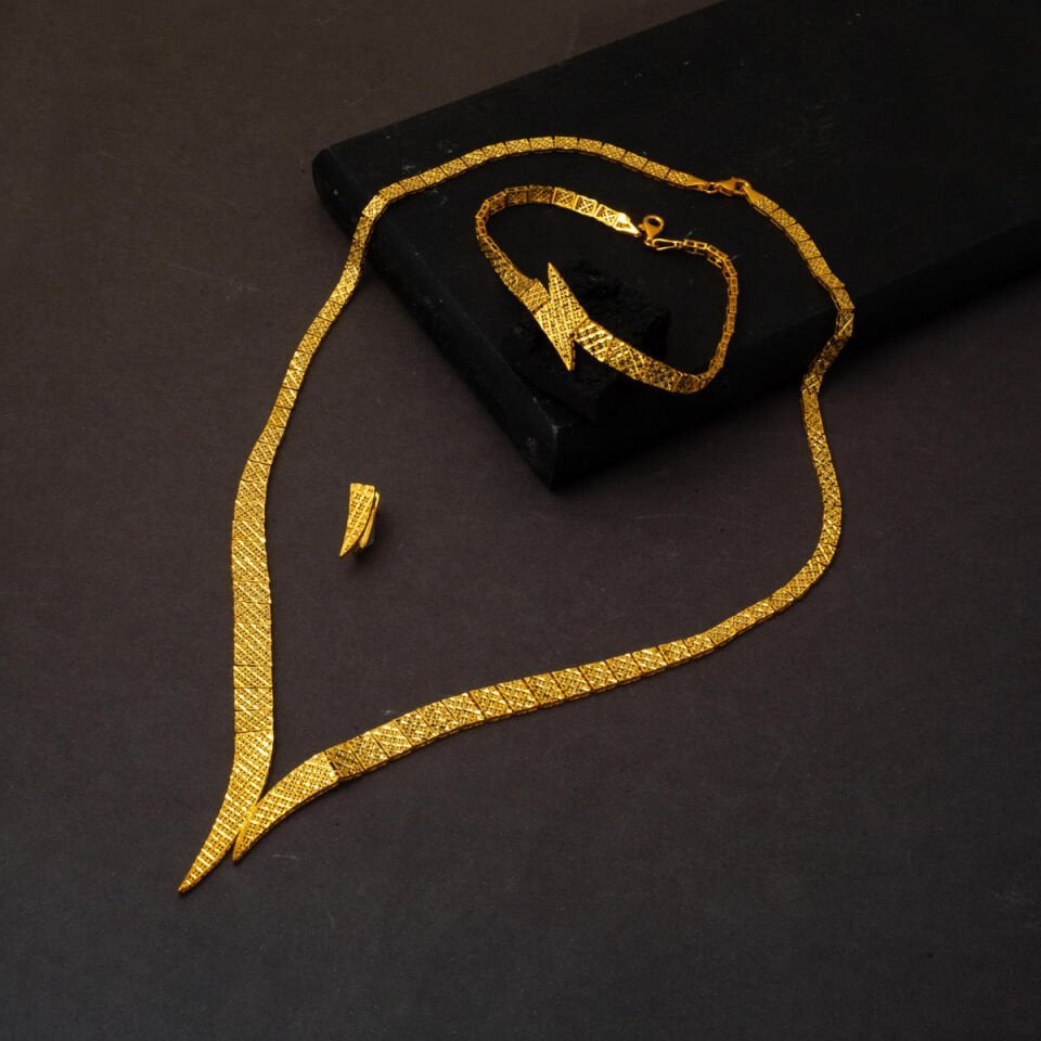 Yaşam Çiçeği Suyolu Altın Takı Seti