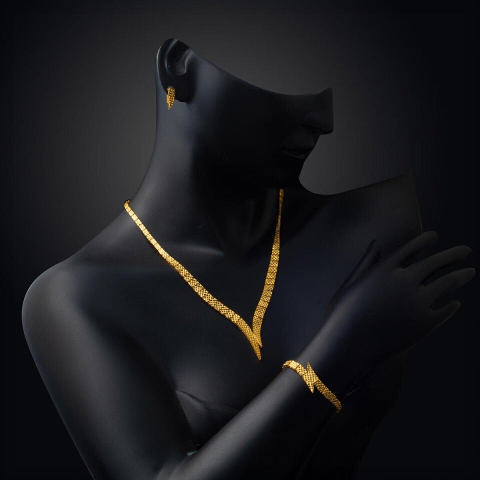 Yaşam Çiçeği Suyolu Altın Takı Seti