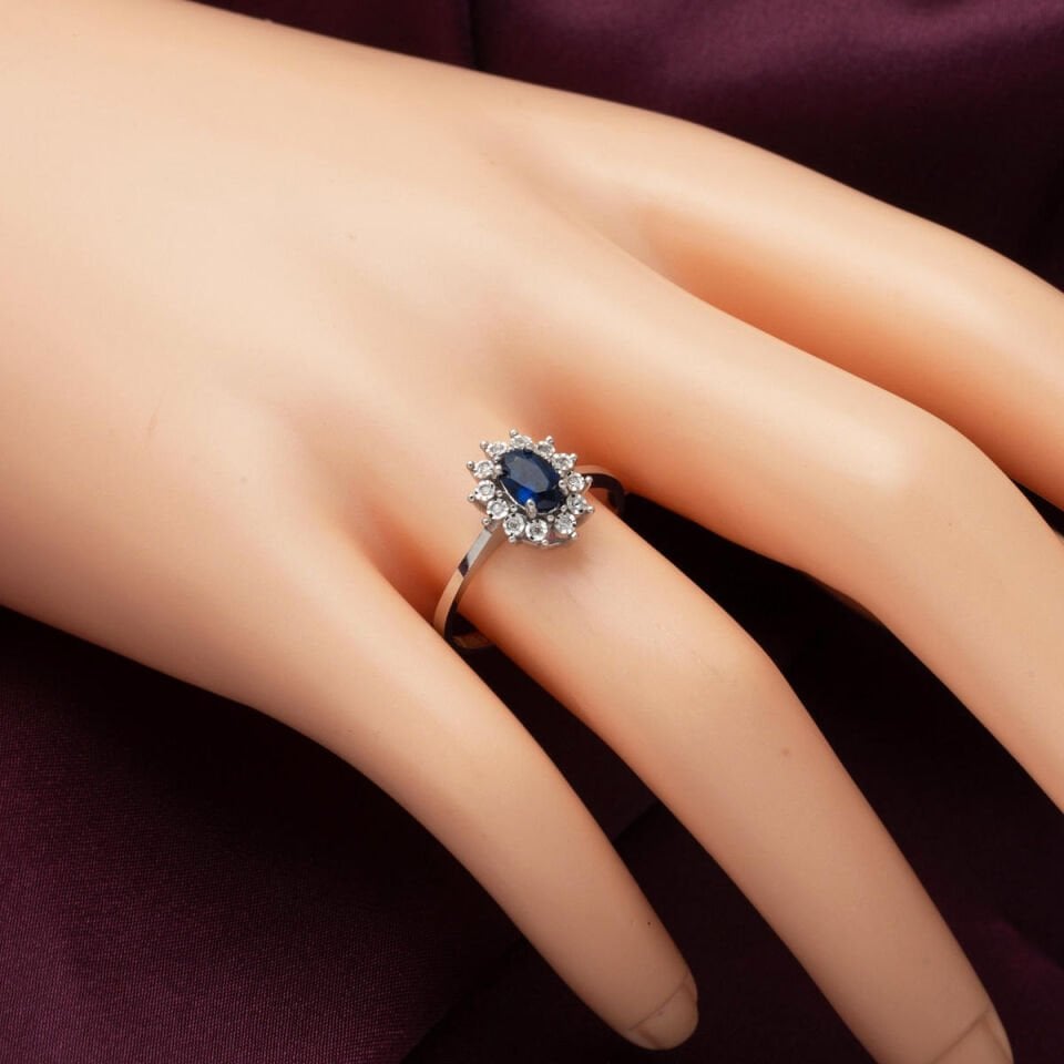0,60 ct. Safir 0,05 ct. Pırlanta Yüzük