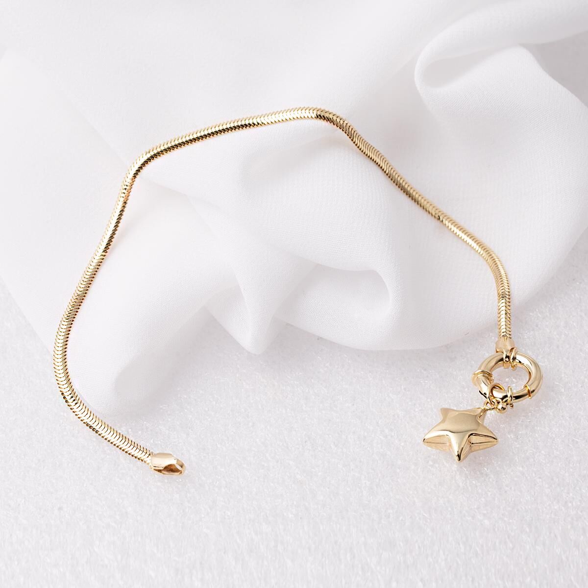 Balık Sırtı Yıldızlı Altın Bileklik