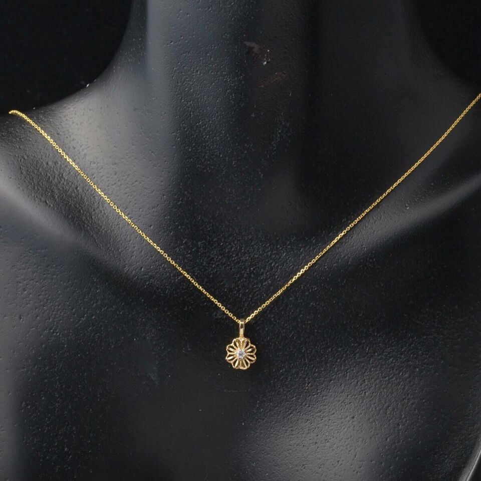 Taşlı Çiçek 14 Ayar Altın Kolye