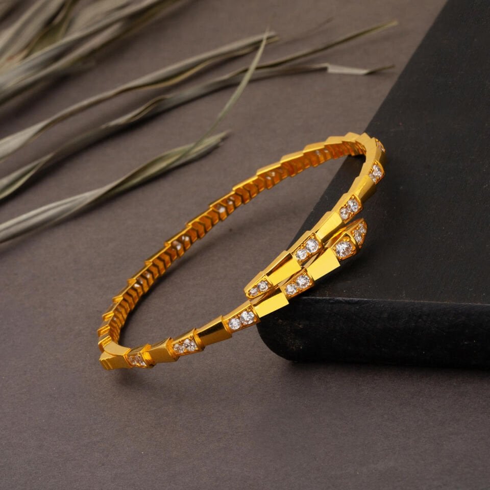 Yılan Model 22 Ayar Kelepçe Altın Bilezik