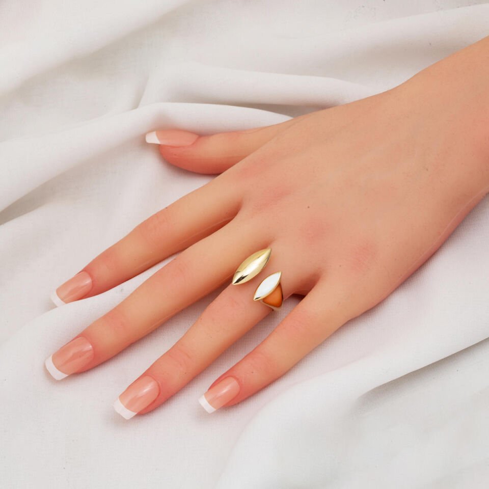 Beyaz Mineli 14 Ayar Altın Twin Yüzük