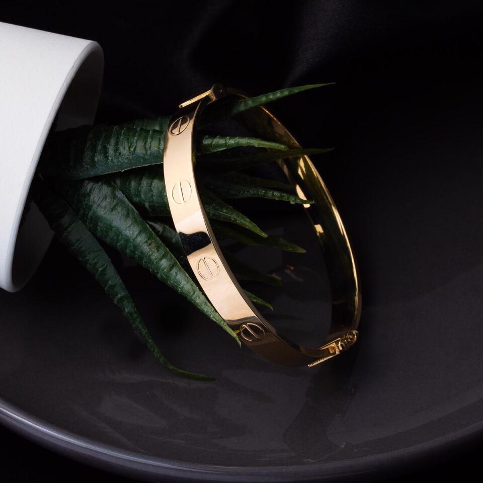 Vidalı 8 mm.  Kelepçe Rose Altın Bilezik