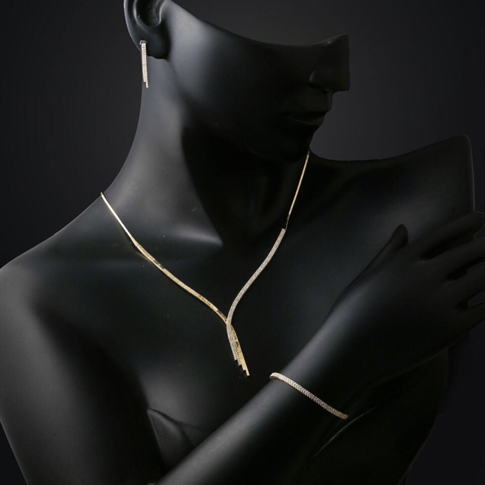 Sarkıt Suyolu 14 Ayar Altın Gelin Seti