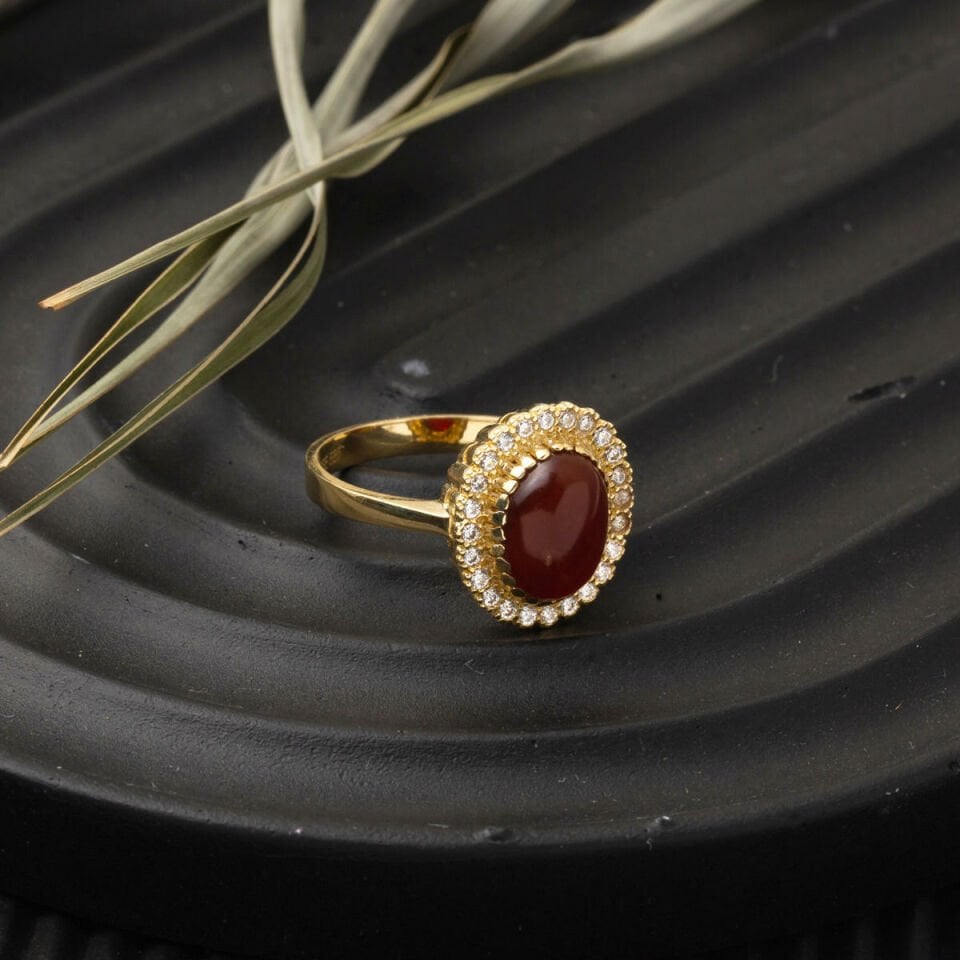 14 Ayar Oval Akik Taşlı Sarı Altın Yüzük
