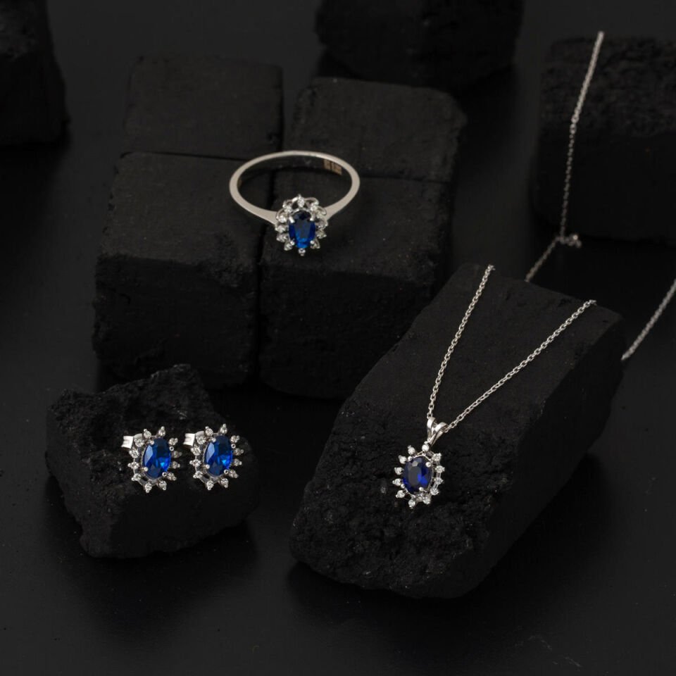 2 Karat Safirli Üçlü Pırlanta Set
