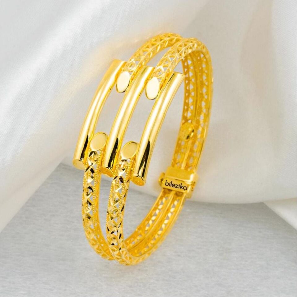 3'lü Kaburga Taşsız Altın Kelepçe Bilezik