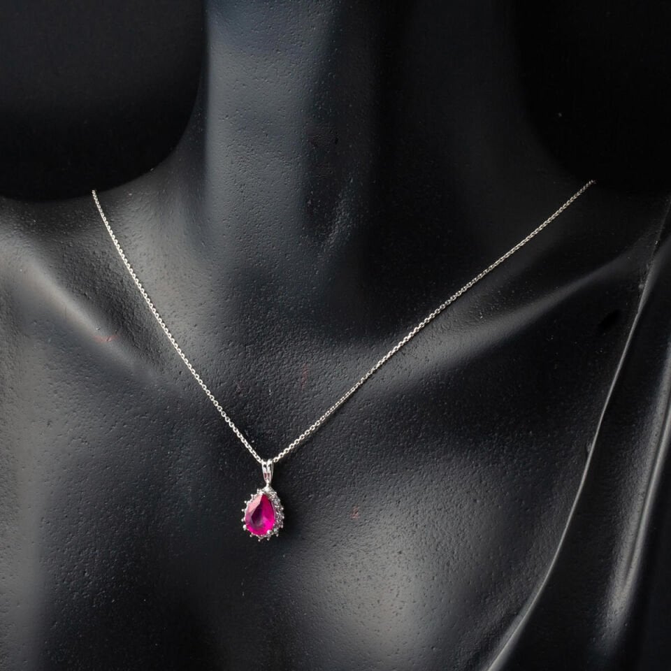 3,40 Karat Yakut ve Pırlanta Set Takımı