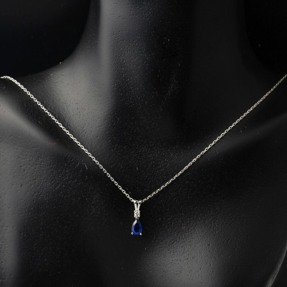 Kolye ve Küpeli Safir Pırlanta Set Takımı