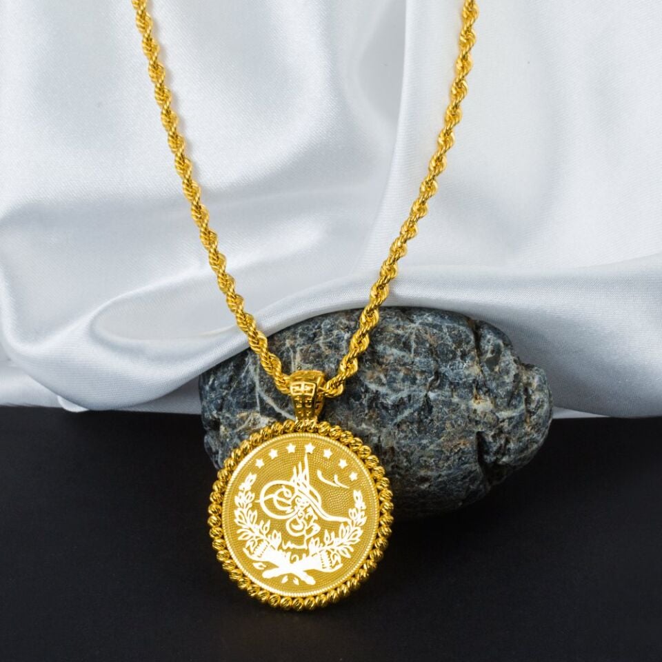 Top Altın Çerçeveli Taşsız Tuğralı Kolye