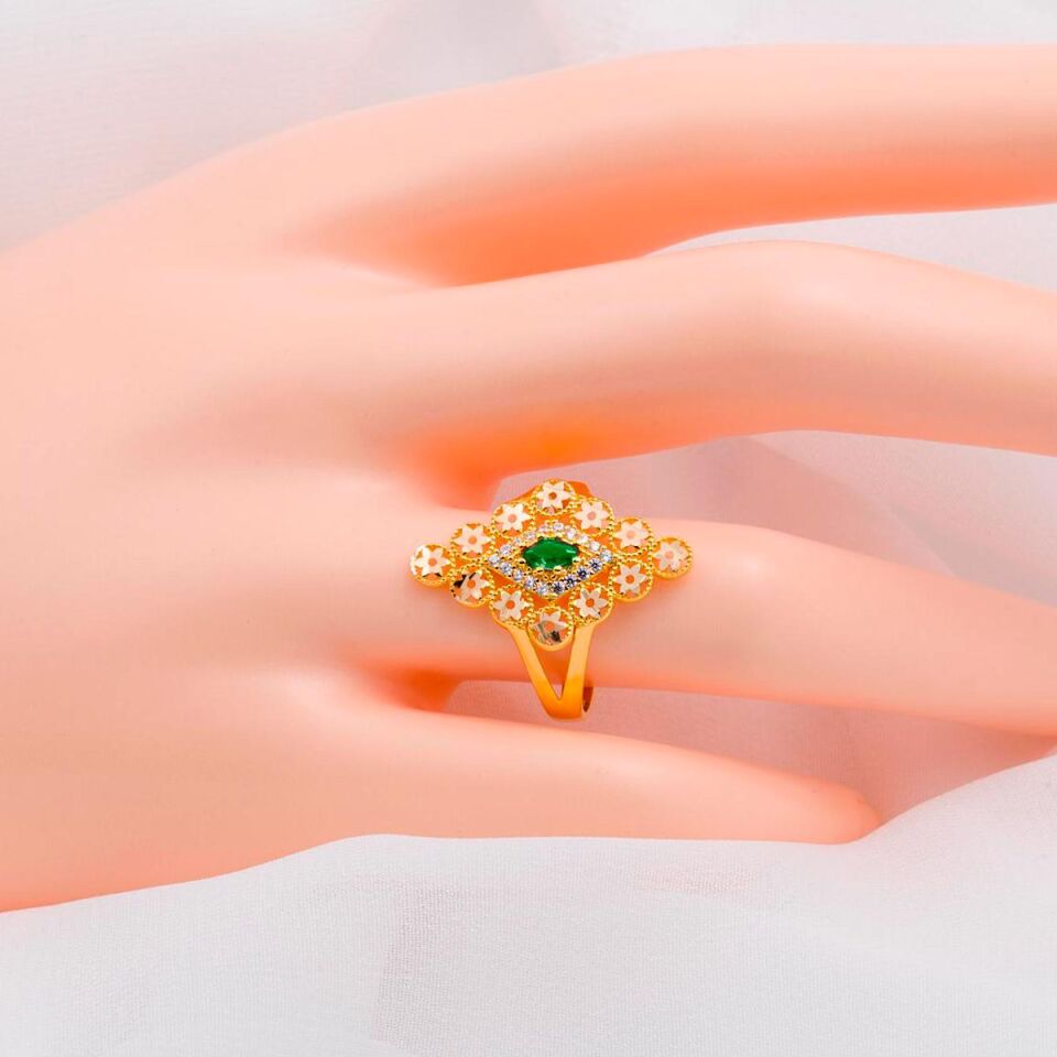 Yeşil Kare Taşlı 14 Ayar Altın Yüzük