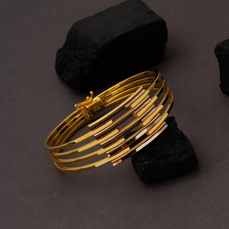 Ajda Model 5'li Kaburga Altın Kelepçe Bileklik