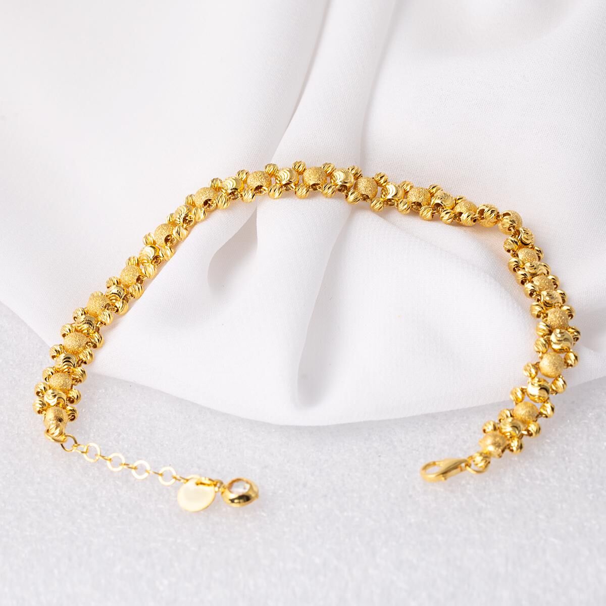 Kumlu Toplar Dorika Altın Bileklik