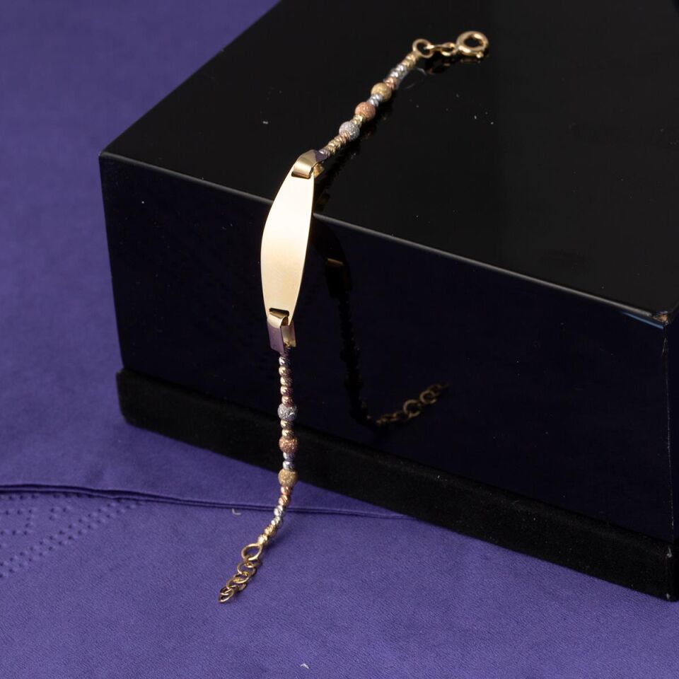 Dorika İsimlikli Altın Bebek Bilekliği